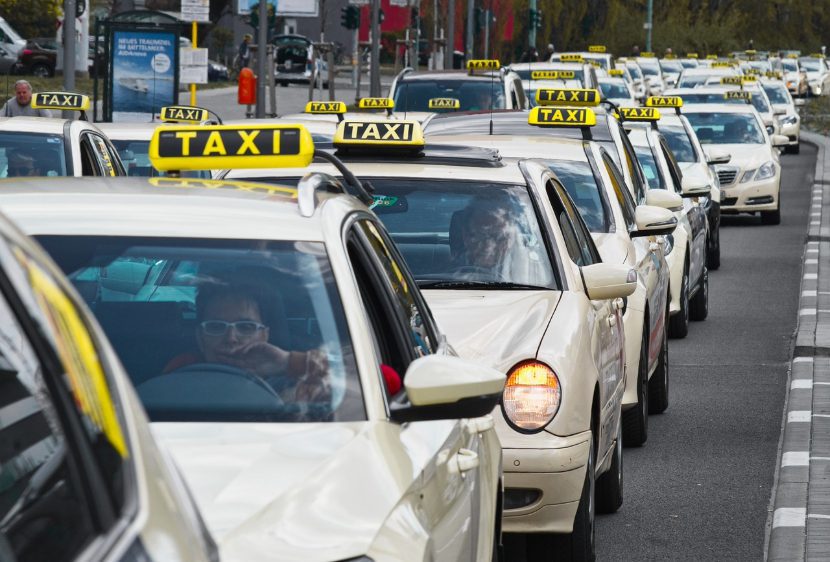 taxi traffic jam in the Philippines a travel safety hazard