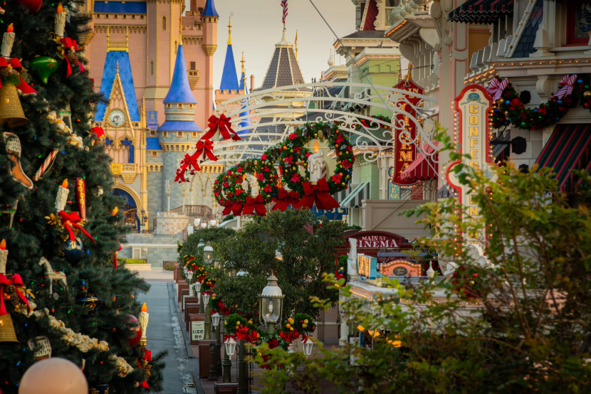 Disney world winter decorations